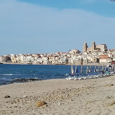 Casa Nica Sul Mare House On The Sea בית נופש *